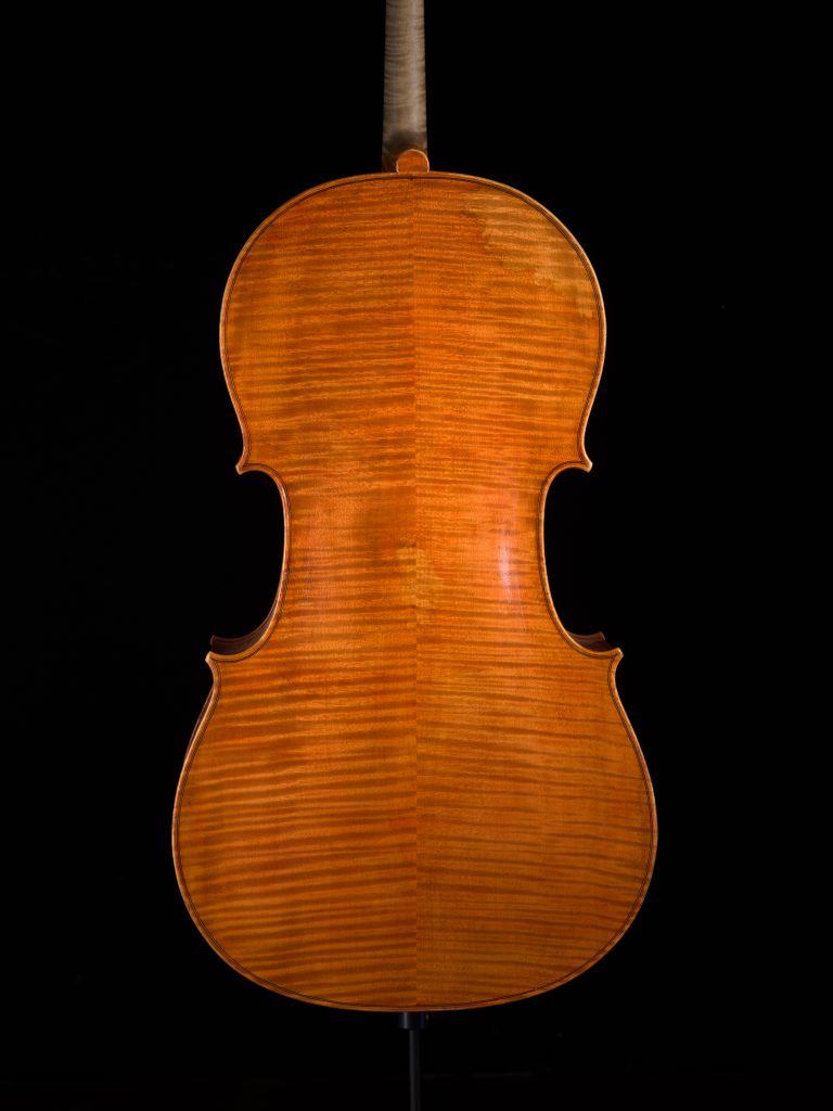 fond du violoncelle 23 modèle Stradivarius.
